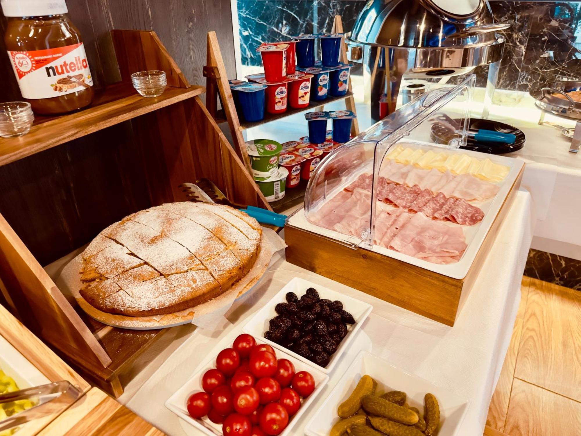 Hotel Olive Vlorë 외부 사진