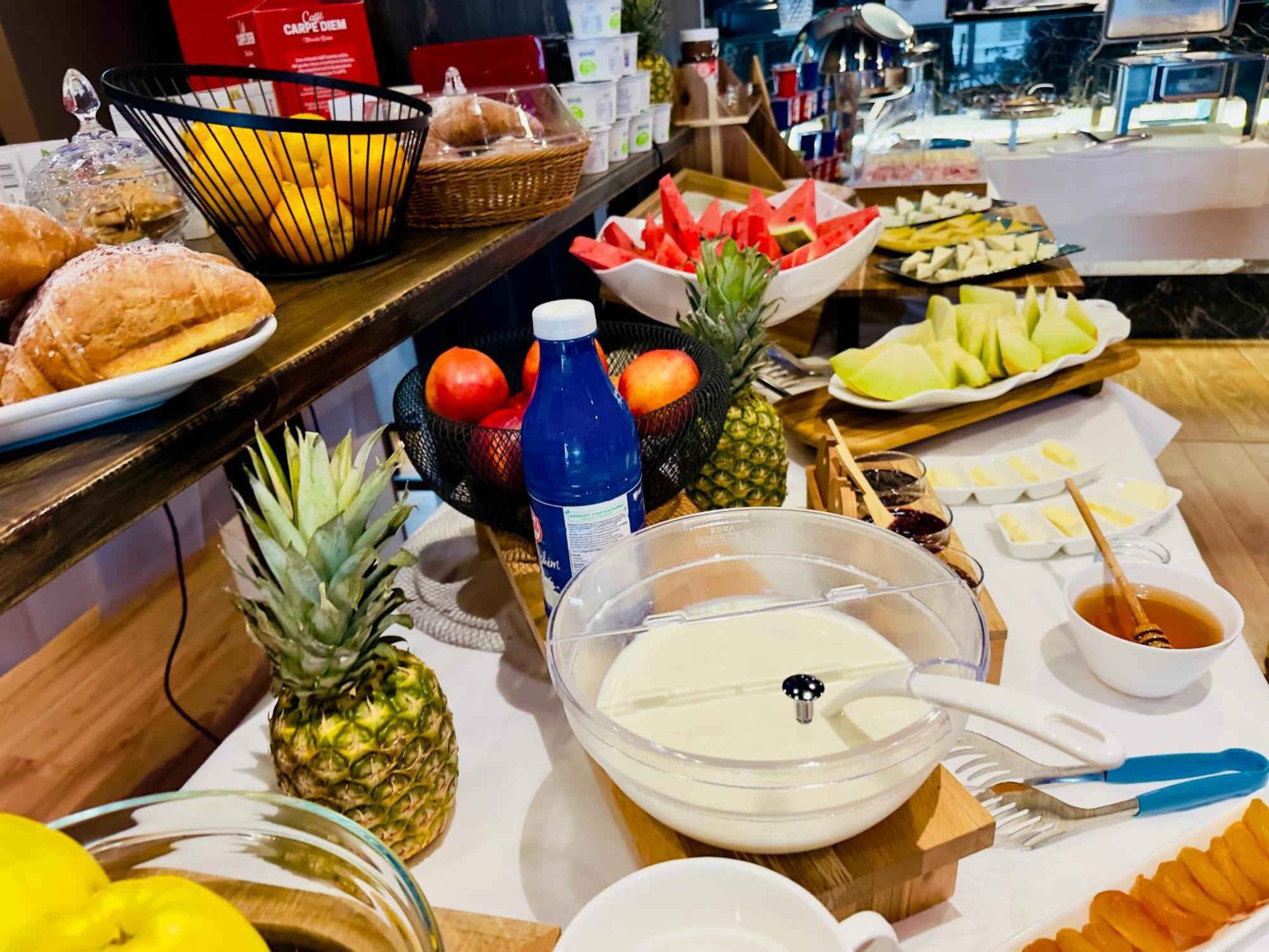 Hotel Olive Vlorë 외부 사진